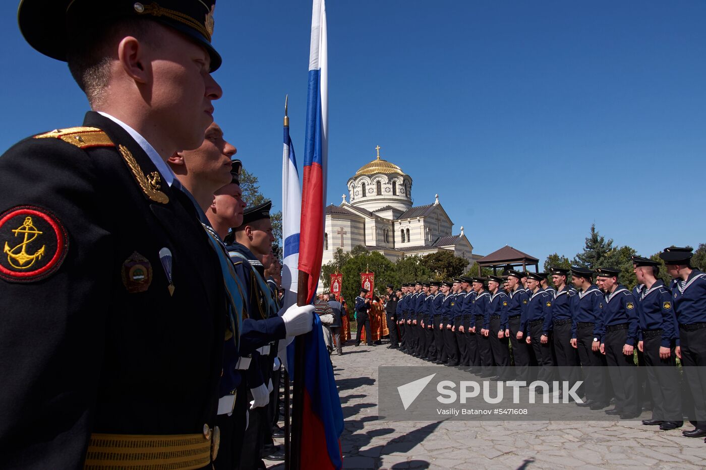 Holy Flame is welcomed in Sevastopol