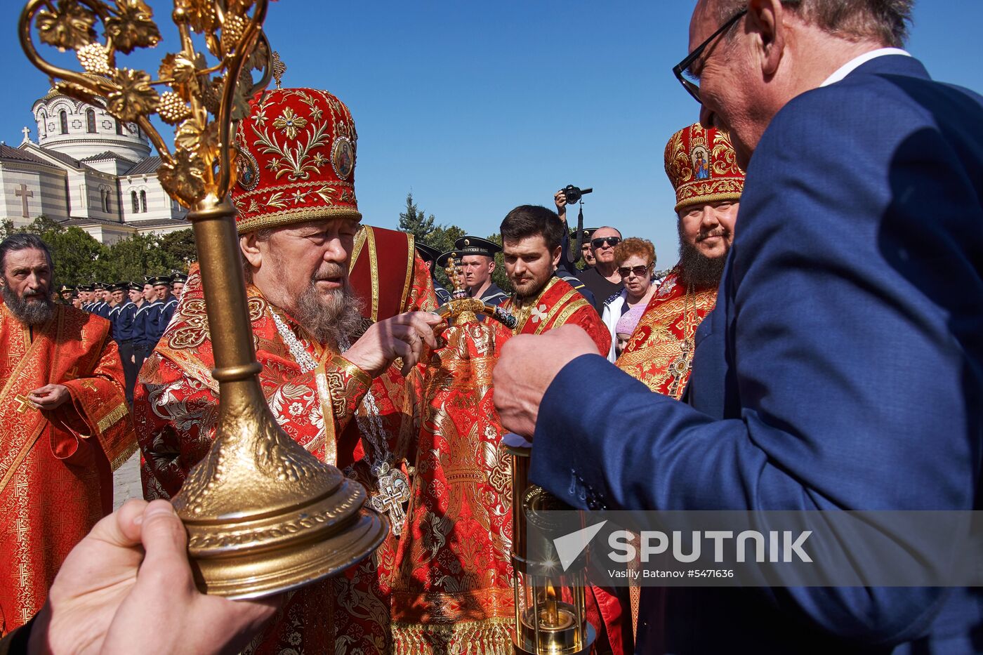 Holy Flame is welcomed in Sevastopol