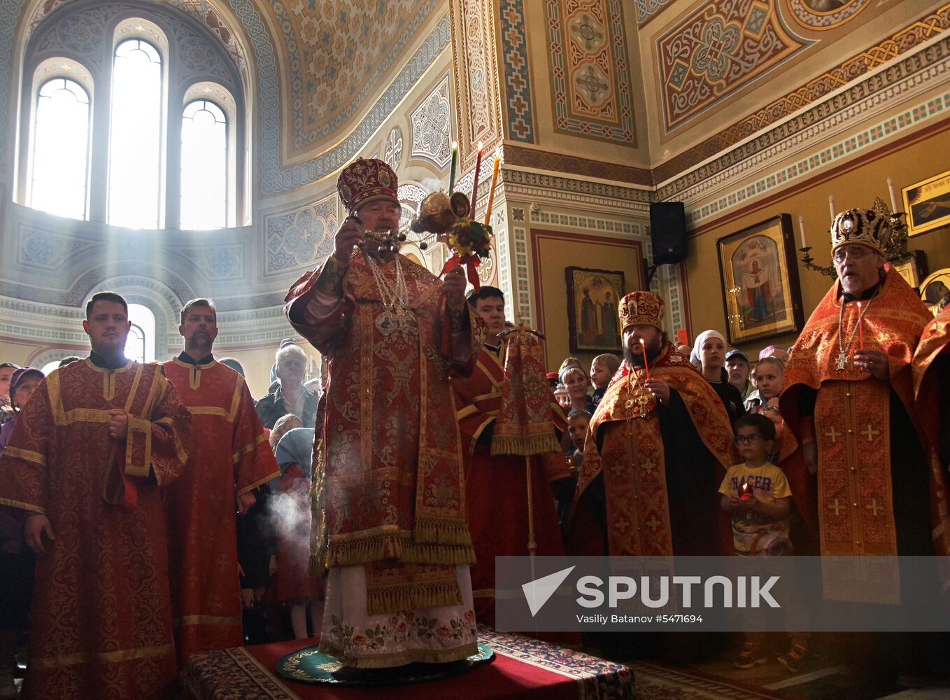Holy Flame is welcomed in Sevastopol