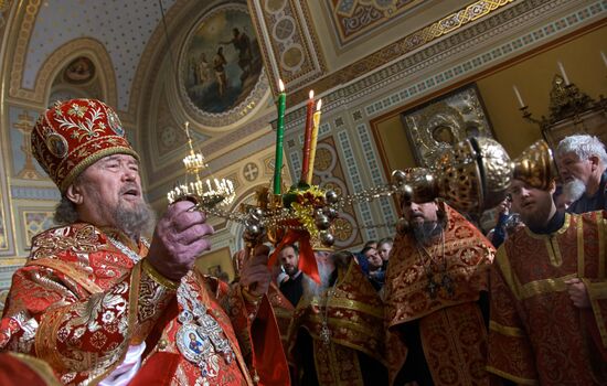 Holy Flame is welcomed in Sevastopol