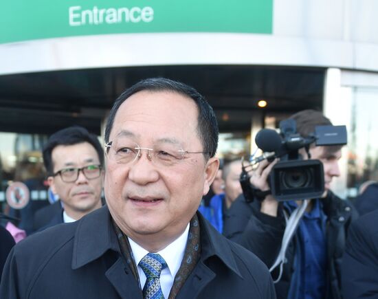 North Korean Foreign Minister Ri Yong Ho arrives in Moscow
