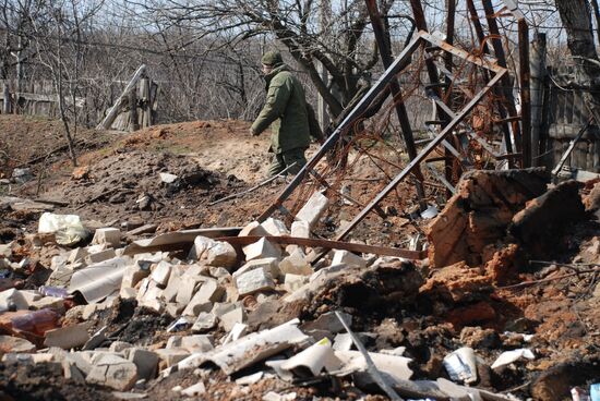 Situation at contact line in Lugansk Region