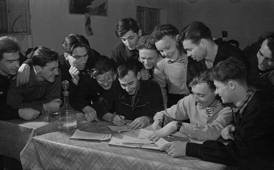 Komsomol members in Angarsk