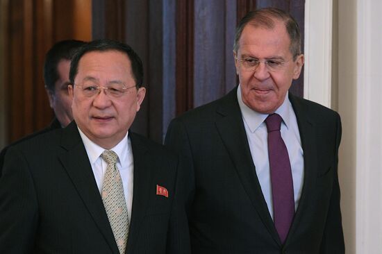 Russian Foreign Minister Lavrov meets with North Korean counterpart, Ri Yong-ho