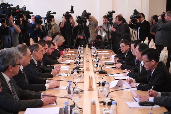 Russian Foreign Minister Lavrov meets with North Korean counterpart, Ri Yong-ho