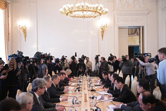 Russian Foreign Minister Lavrov meets with North Korean counterpart, Ri Yong-ho