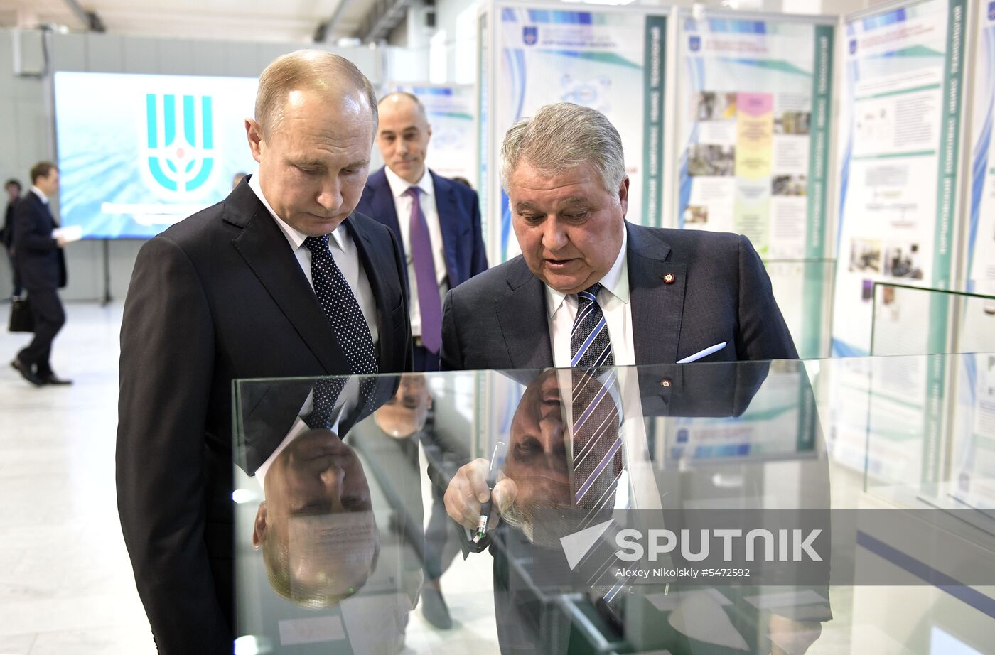 President Vladimir Putin visits Kurchatov Institute