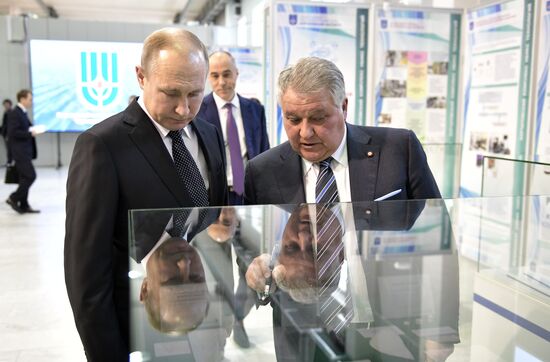 President Vladimir Putin visits Kurchatov Institute
