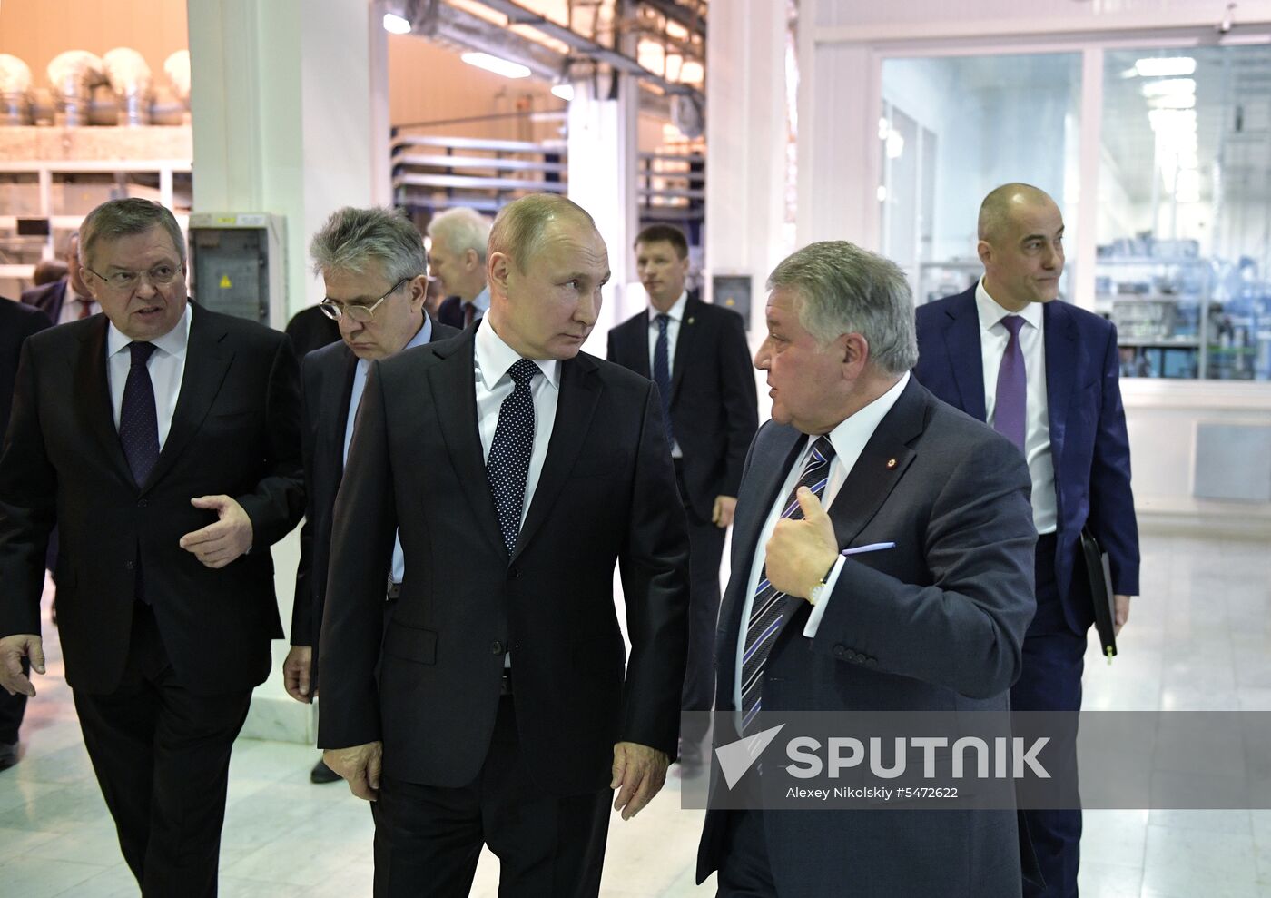 President Vladimir Putin visits Kurchatov Institute