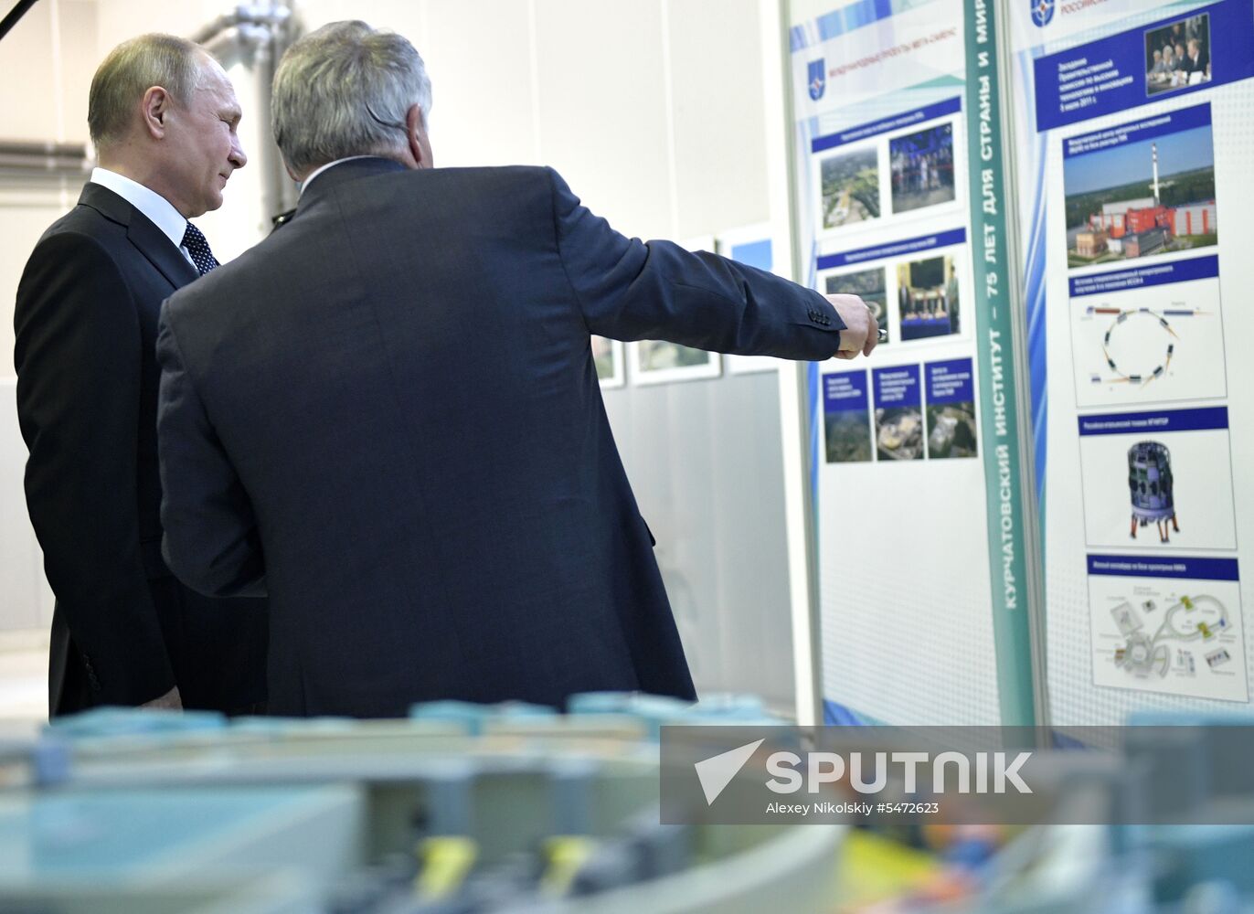 President Vladimir Putin visits Kurchatov Institute