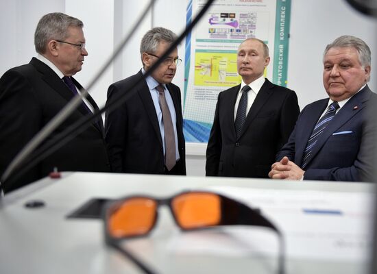 President Vladimir Putin visits Kurchatov Institute