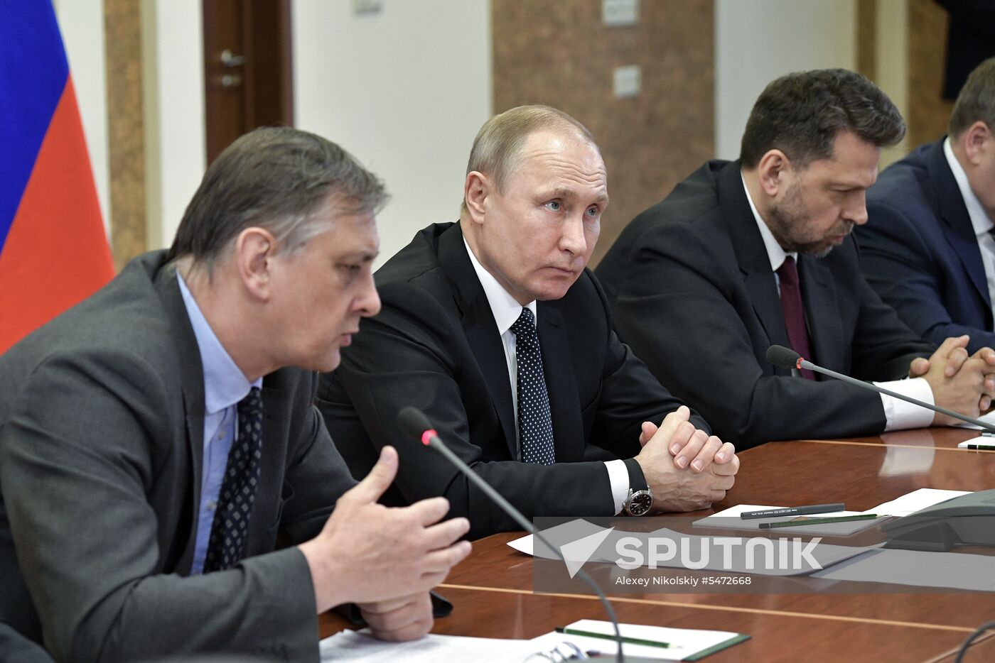 President Vladimir Putin visits Kurchatov Institute