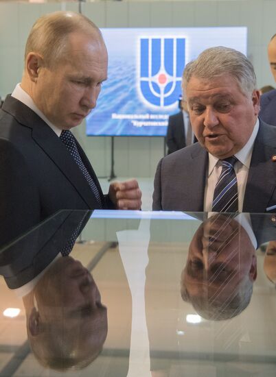 President Vladimir Putin visits Kurchatov Institute