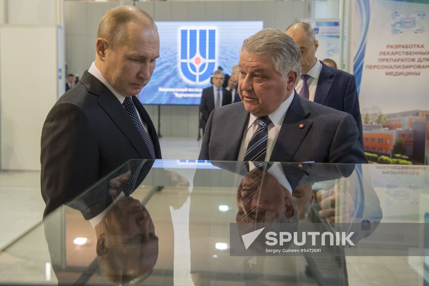 President Vladimir Putin visits Kurchatov Institute