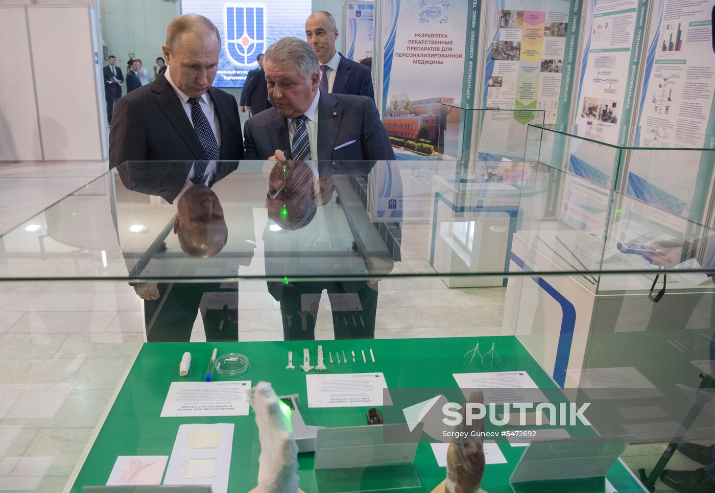 President Vladimir Putin visits Kurchatov Institute