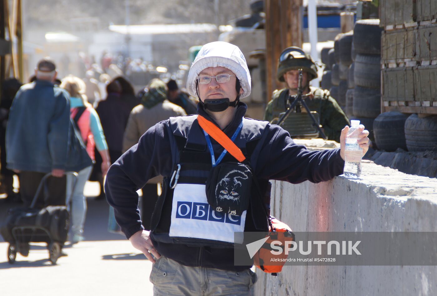 Stanitsa Luganskaya checkpoint