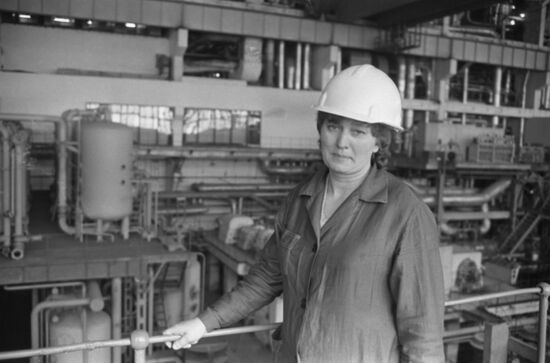 Electrician at a Belorussian power plant