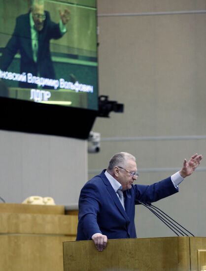 Prime Minister Dmitry Medvedev speaks at State Duma