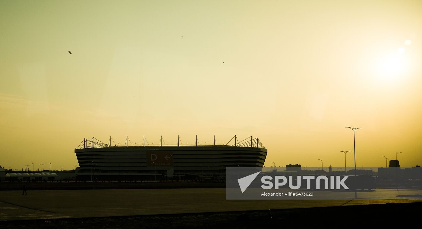 Football. Kaliningrad Stadium hosts first official match