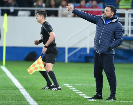 Football. Kaliningrad Stadium hosts first official match
