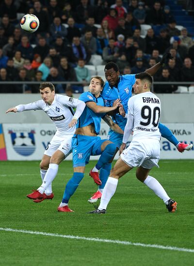 Football. Kaliningrad Stadium hosts first official match