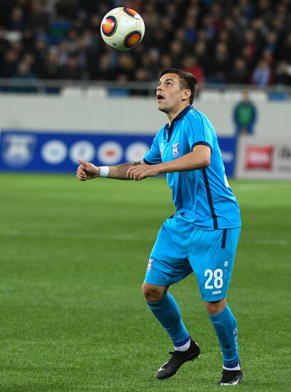 Football. Kaliningrad Stadium hosts first official match