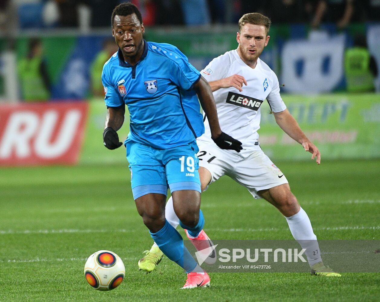 Football. Kaliningrad Stadium hosts first official match