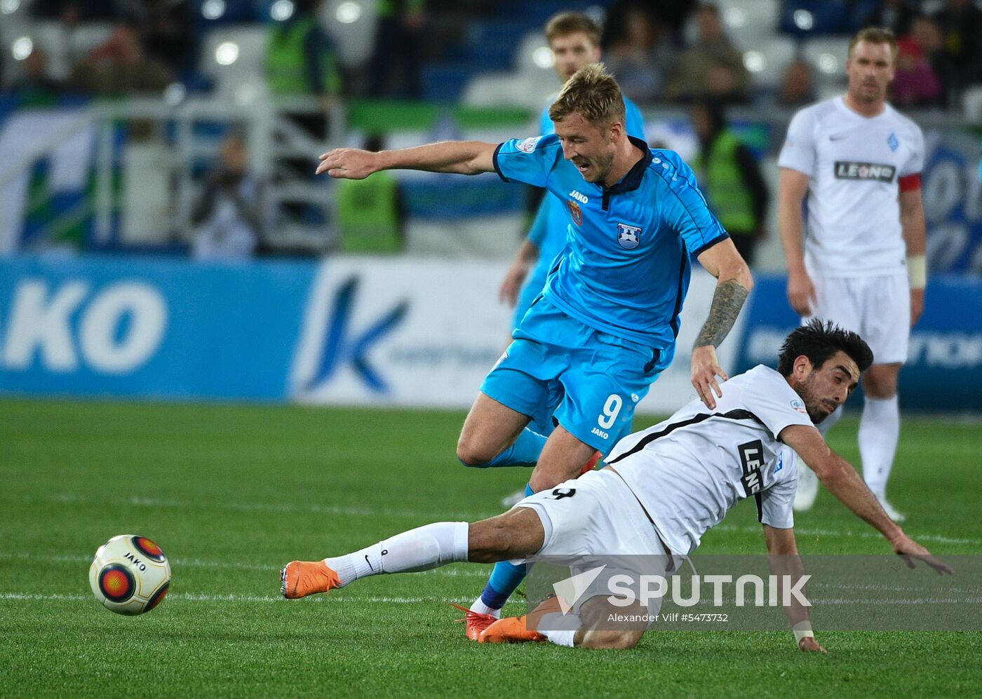 Football. Kaliningrad Stadium hosts first official match