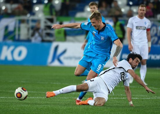 Football. Kaliningrad Stadium hosts first official match