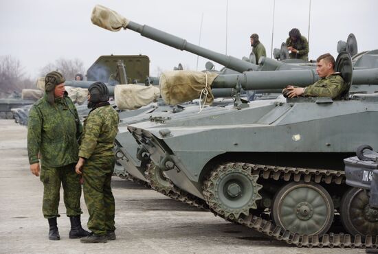Military equipment in Luhansk region