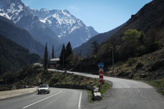 Road maintenance in North Ossetia