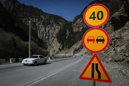 Road maintenance in North Ossetia