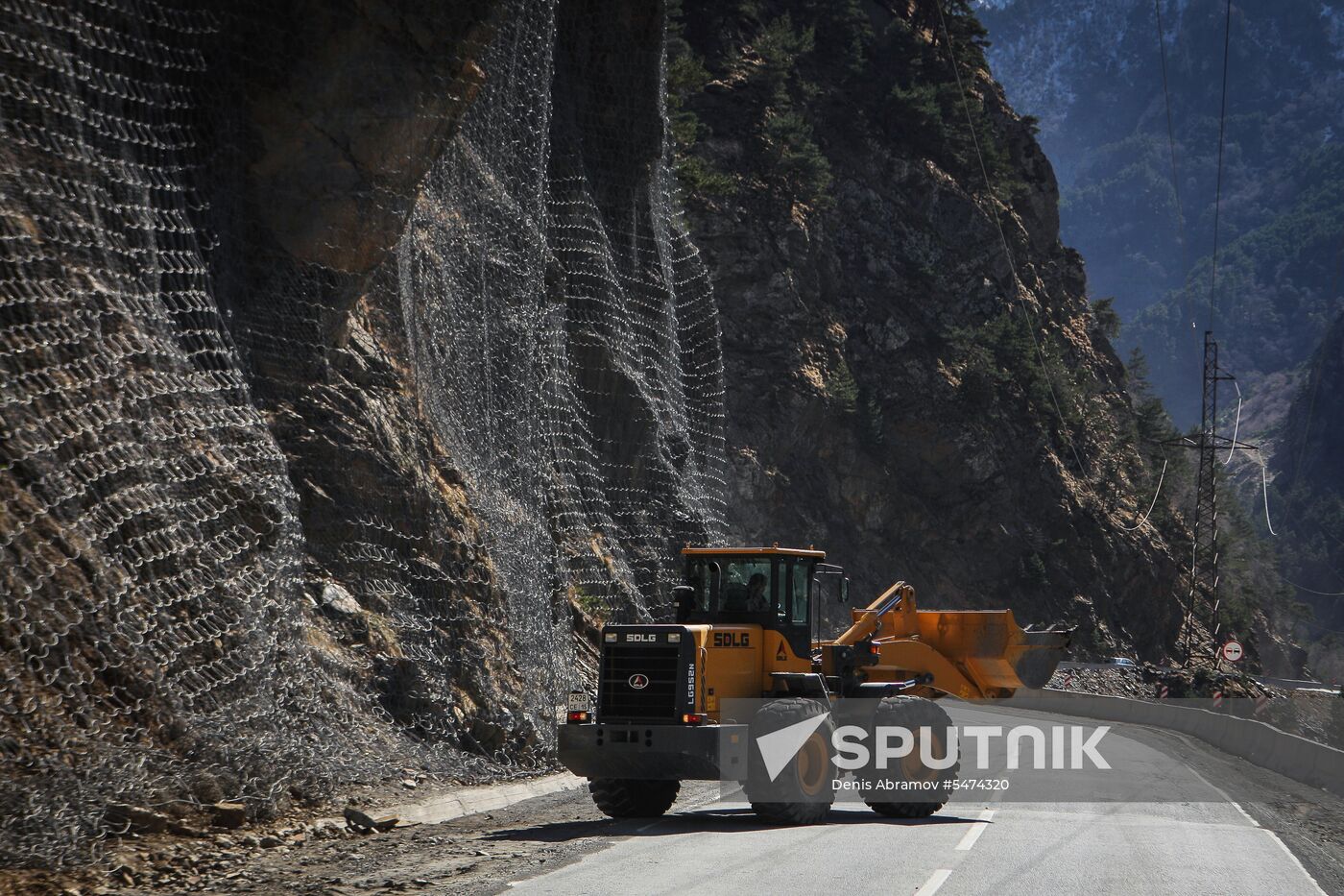 Road maintenance in North Ossetia