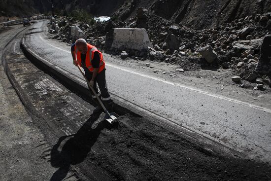 Road maintenance in North Ossetia