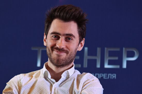 Coach movie debuts in Moscow