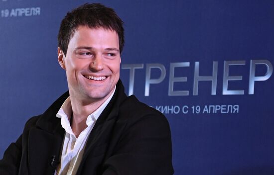 Coach movie debuts in Moscow