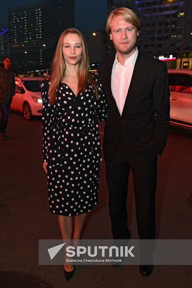 Coach movie debuts in Moscow