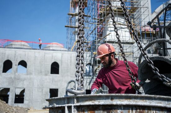 Construction of Cathedral Mosque in Simferopol