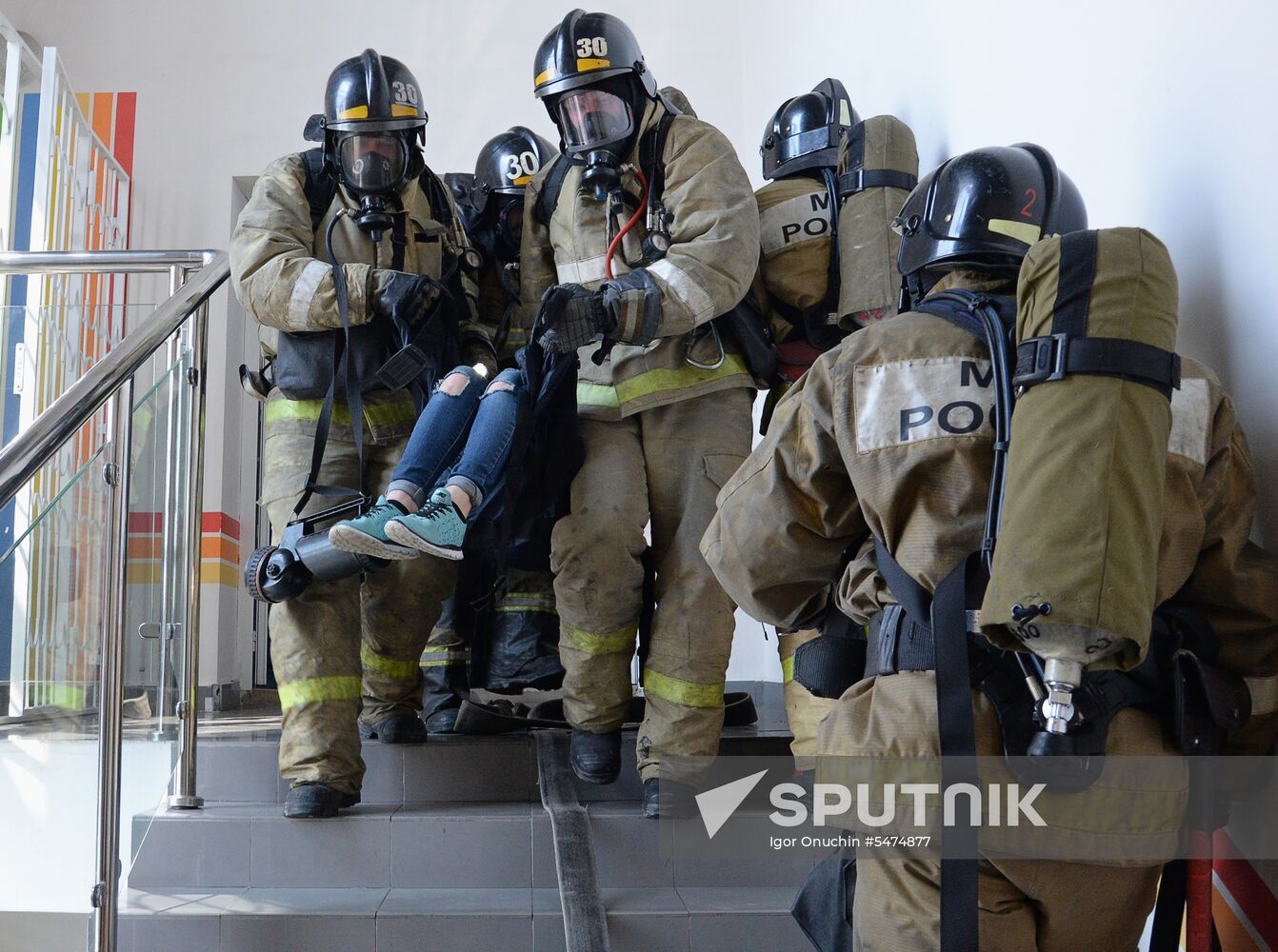 Evacuation tactics and simulated firefighting drill in Yuzhny Park shopping mall in Khabarovsk
