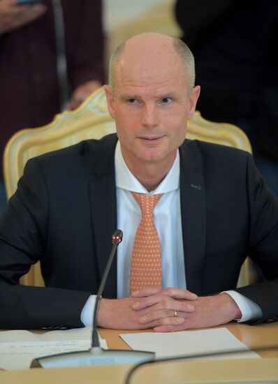 Foreign Minister Sergei  Lavrov meets with Dutch counterpart, Stef Blok