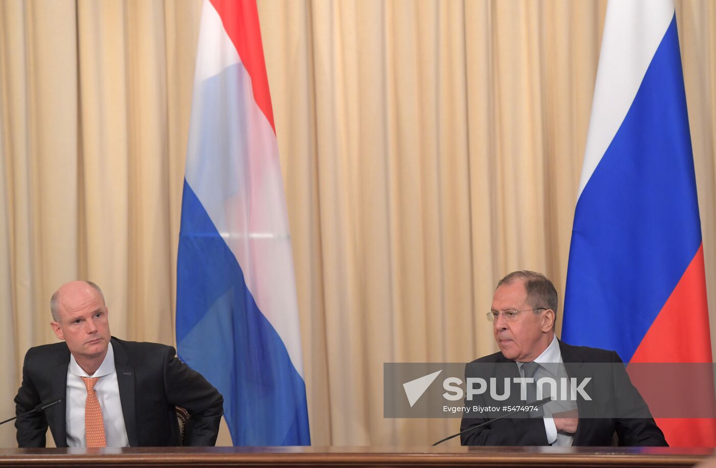 Foreign Minister Sergei  Lavrov meets with Dutch counterpart, Stef Blok