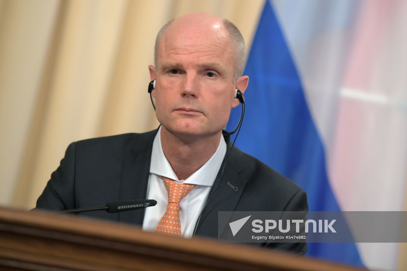 Foreign Minister Sergei  Lavrov meets with Dutch counterpart, Stef Blok