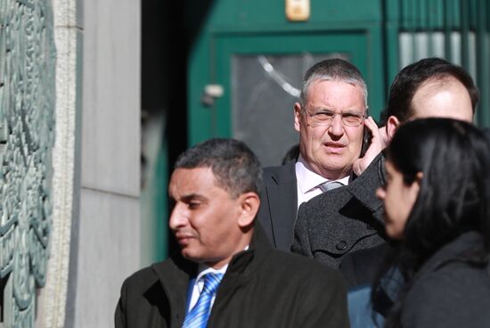 Foreign diplomats arrive at UK Embassy