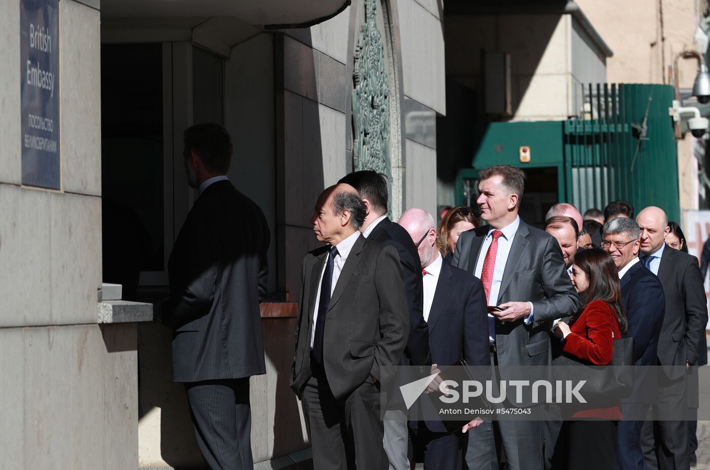 Foreign diplomats arrive at UK Embassy