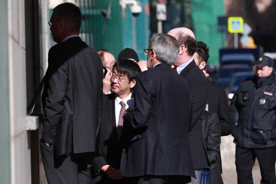 Foreign diplomats arrive at UK Embassy