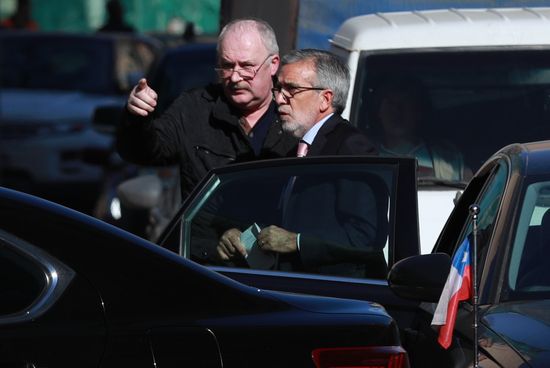 Foreign diplomats arrive at UK Embassy