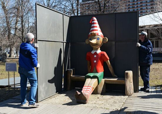 Volunteer clean-up day in Moscow
