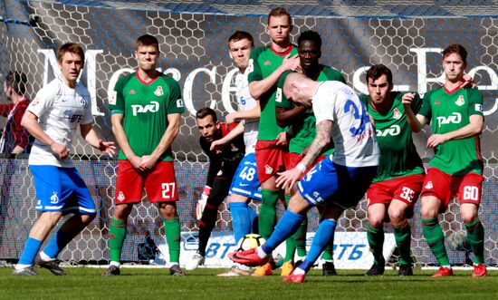 Football. Russian Football Premier League. Dynamo vs. Lokomotiv
