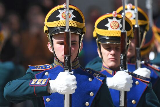 Ceremonial changing of the Presidential Regiment equestrian and pedestrian guard