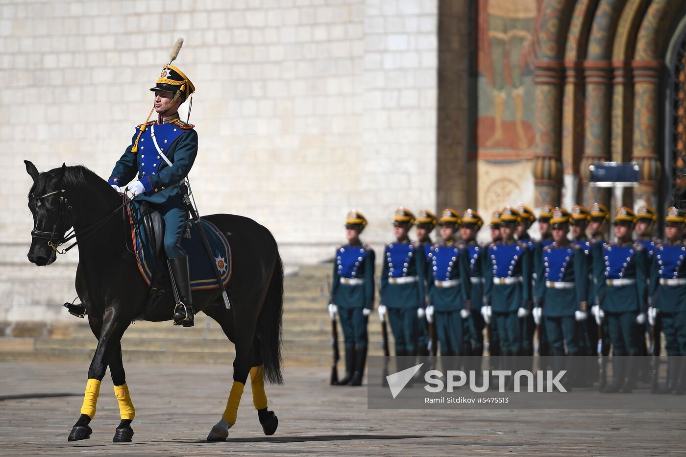 Ceremonial changing of the Presidential Regiment equestrian and pedestrian guard
